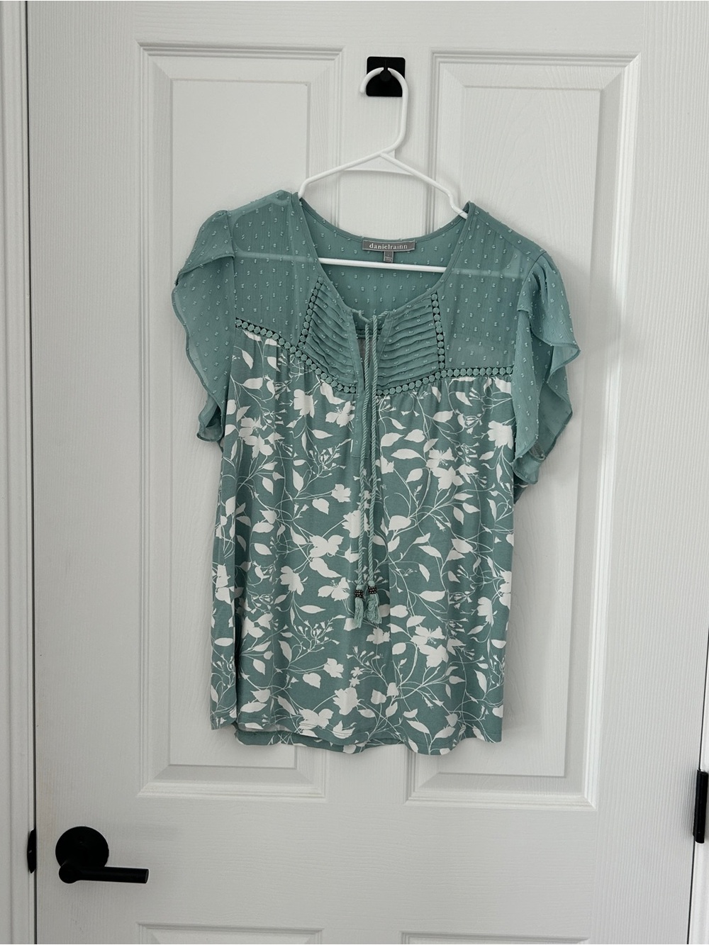Daniel Rainn Seafoam Floral Mixed-Media Women's Blouse